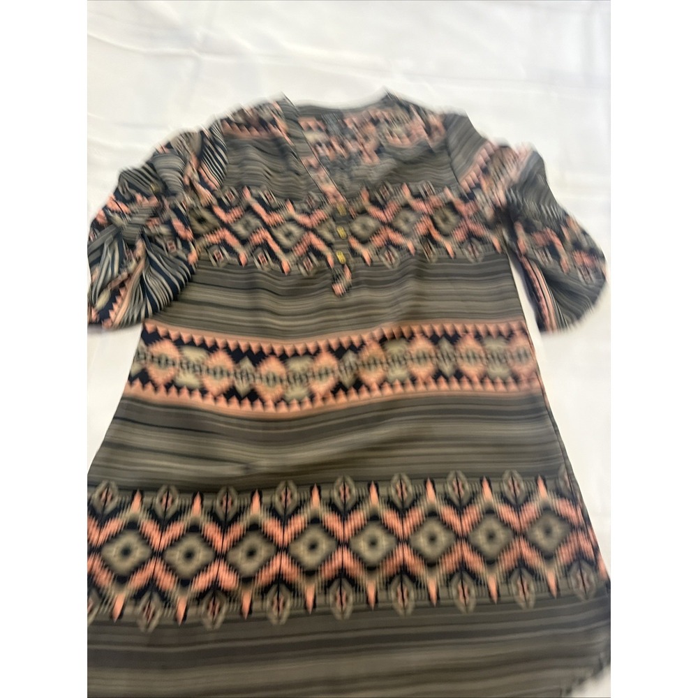 rue21 Womens Medium Navy Pink Geometric Southwestern Roll Tab Sleeve Blouse